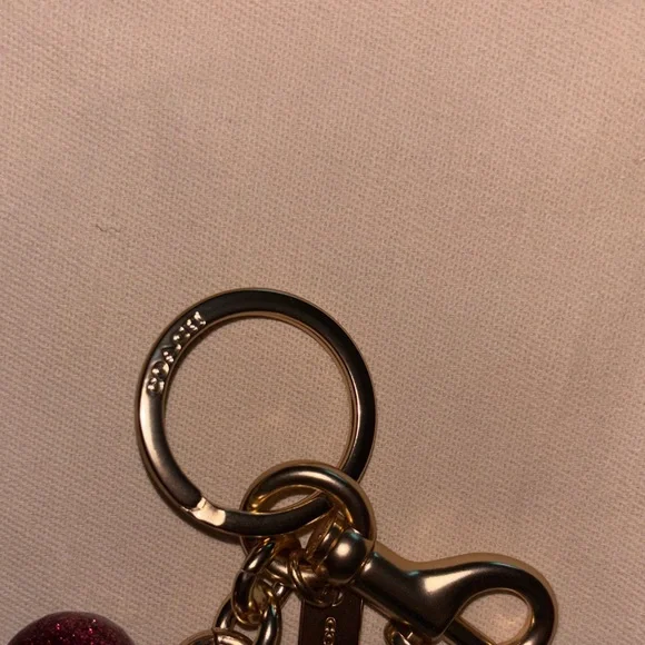 Coach Glitter Heart Keychain in Sparkling Burgundy with Gold Hardware - Picture 3 of 7